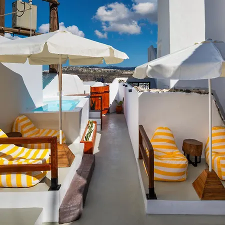 Orasis - Luxury Retreats With Pool & Views Διαμέρισμα *